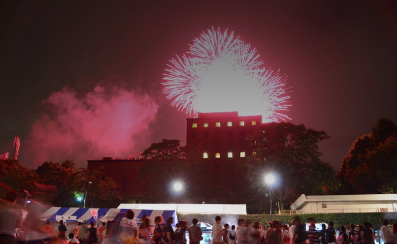 神宮外苑花火大会の穴場へ行く時間と混雑対策