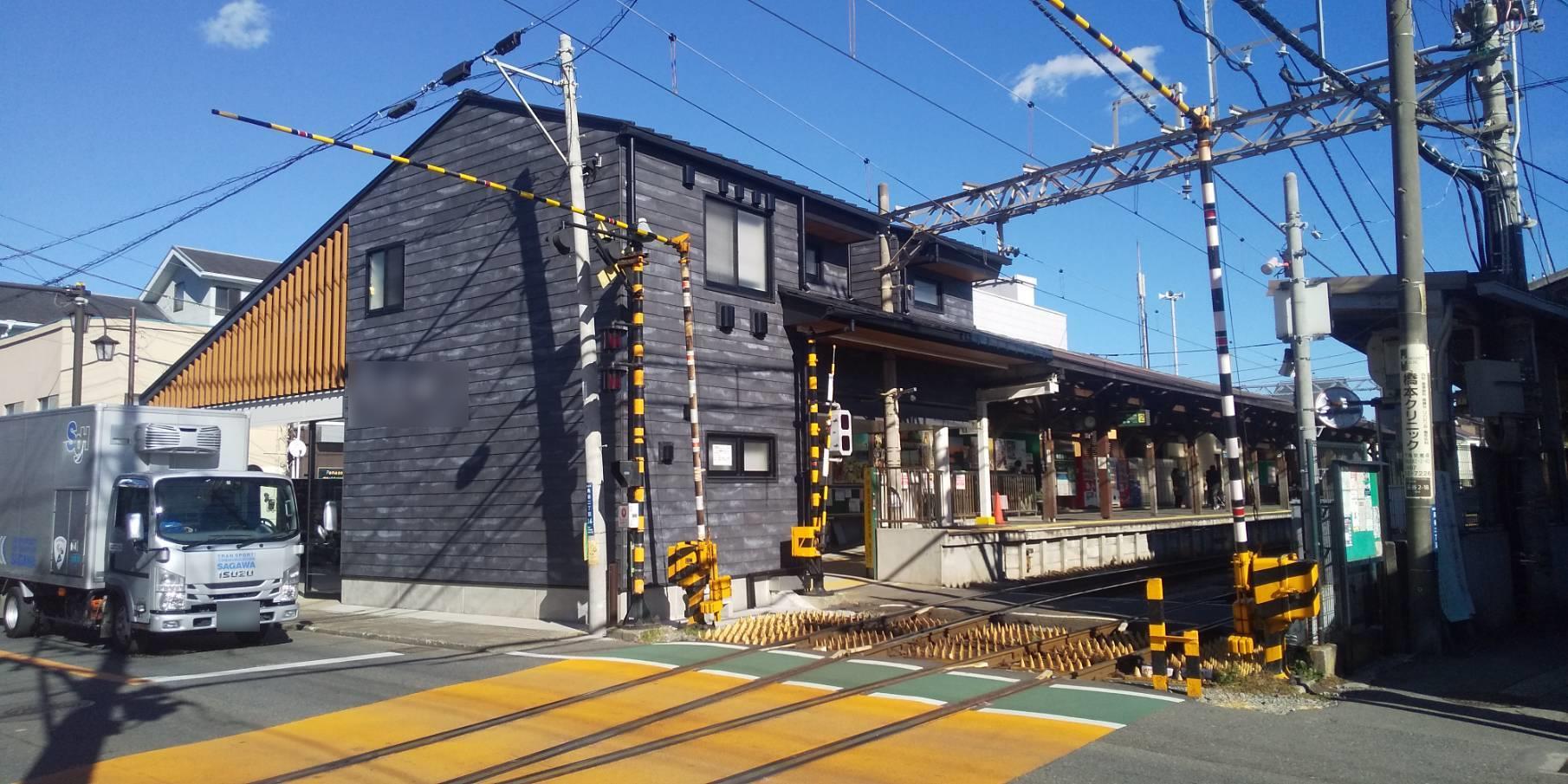 【施工実績】江ノ電某駅の外壁塗装及び継目シールの打ち換え